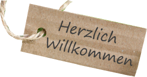 Das Bild zeigt einen braun-beigen Geschenkanhänger mit Kordel, der die zweizeilige Aufschrift Herzlich Willkommen trägt. Das Bild zeigt einen braun-beigen Geschenkanhänger mit Kordel, der die zweizeilige Aufschrift Herzlich Willkommen trägt.